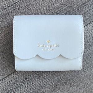 Kate Spade Cream Scalloped Wallet